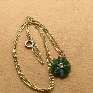 Vintage jade flower necklace